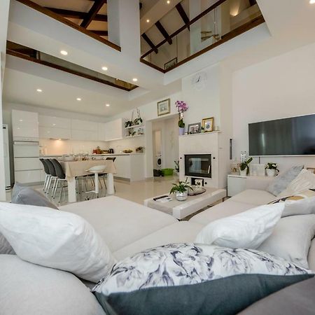 Villa Bella Banjol Ngoại thất bức ảnh