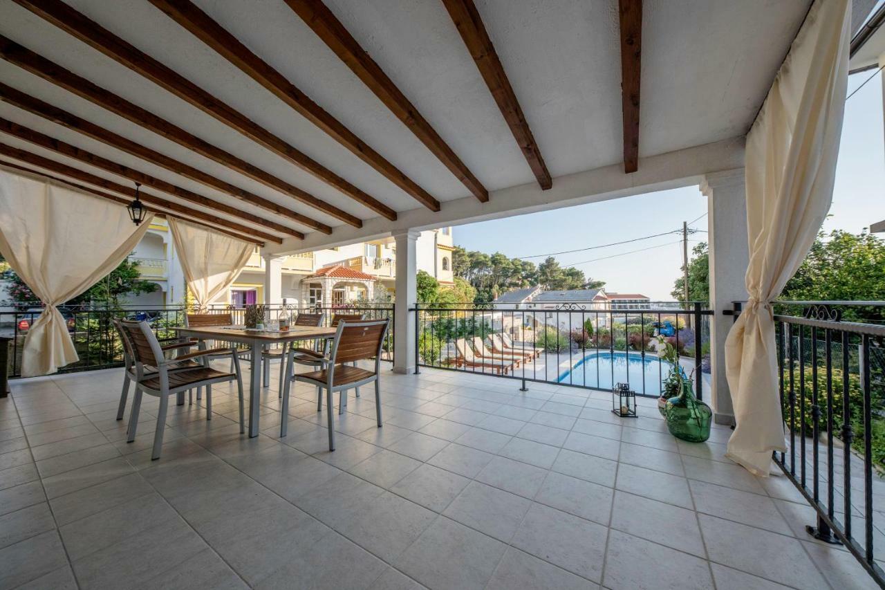 Villa Bella Banjol Ngoại thất bức ảnh